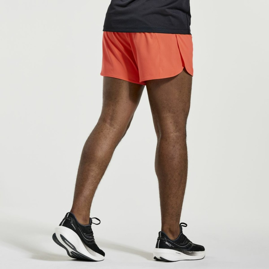 Bottoms * | Men'S Outpace 2.5 Split Short Saucony Top Selling